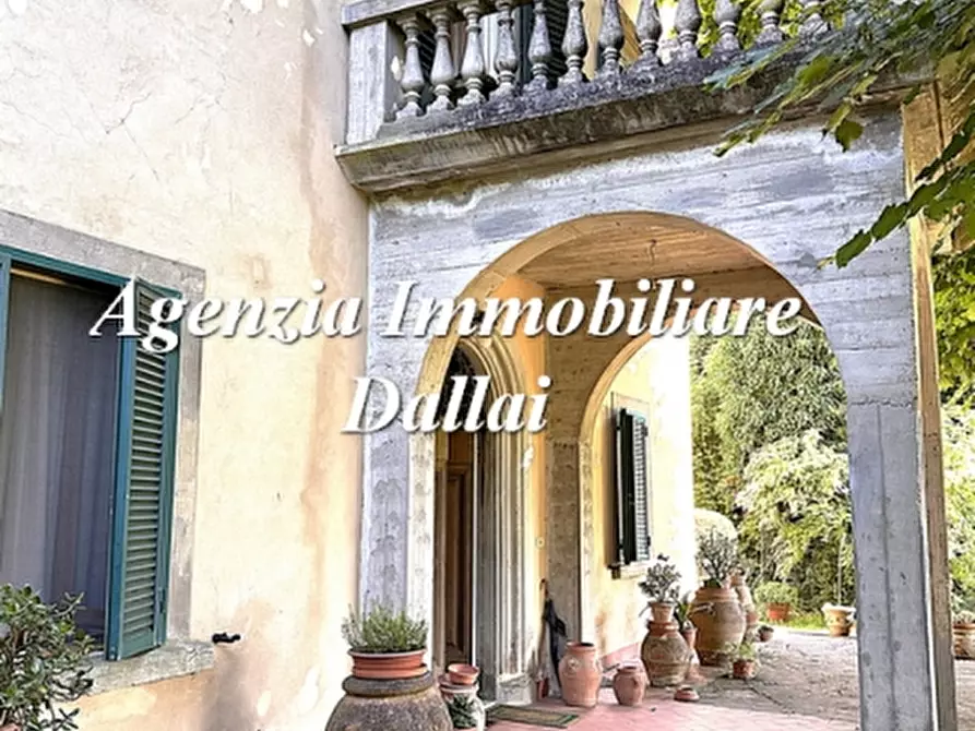 Immagine 5 di Villa in vendita  a Scarperia E San Piero