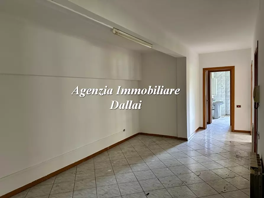 Immagine 25 di Appartamento in vendita  in Viale Kennedy a Scarperia E San Piero