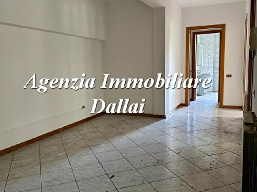 Immagine 31 di Appartamento in vendita  in Viale Kennedy a Scarperia E San Piero
