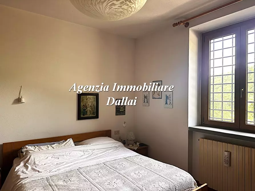 Immagine 26 di Villa in vendita  a Scarperia E San Piero