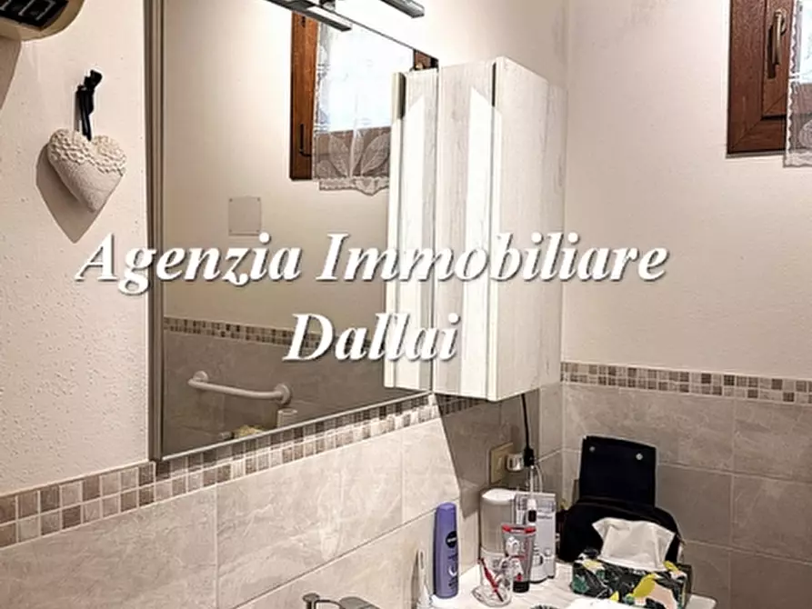 Immagine 29 di Villa in vendita  a Scarperia E San Piero
