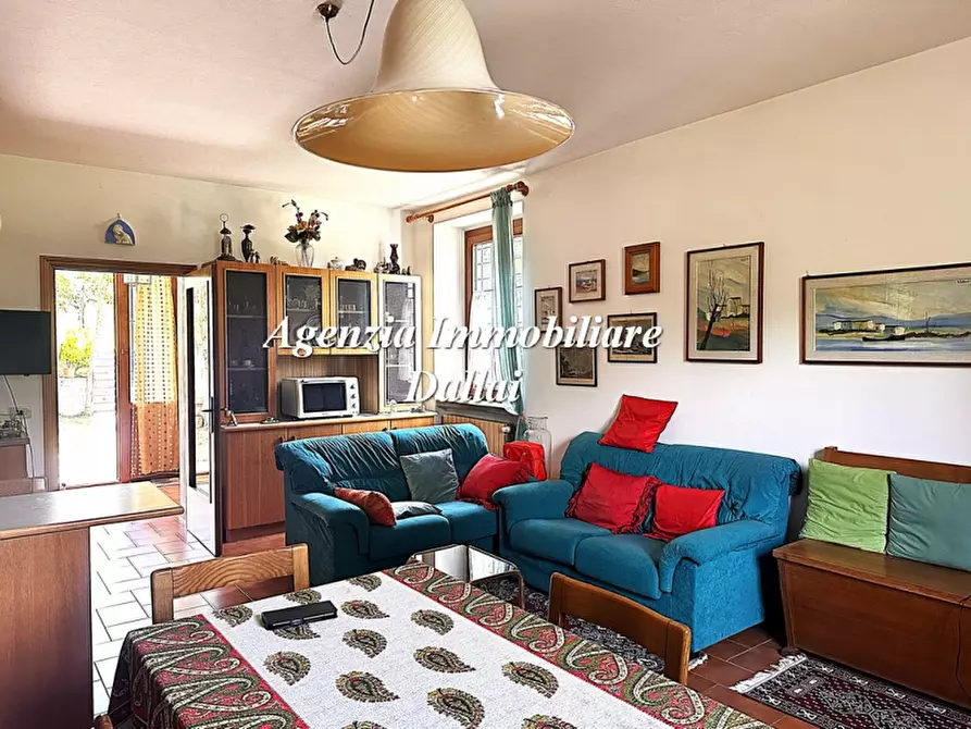 Immagine 15 di Villa in vendita  a Scarperia E San Piero