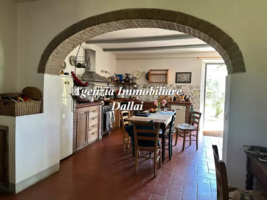 Immagine 14 di Casa colonica in vendita  a Scarperia E San Piero