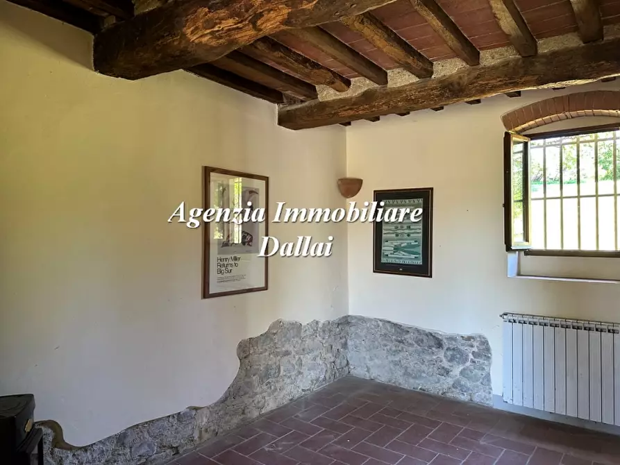 Immagine 15 di Casa colonica in vendita  a Scarperia E San Piero