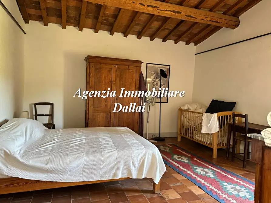 Immagine 19 di Casa colonica in vendita  a Scarperia E San Piero