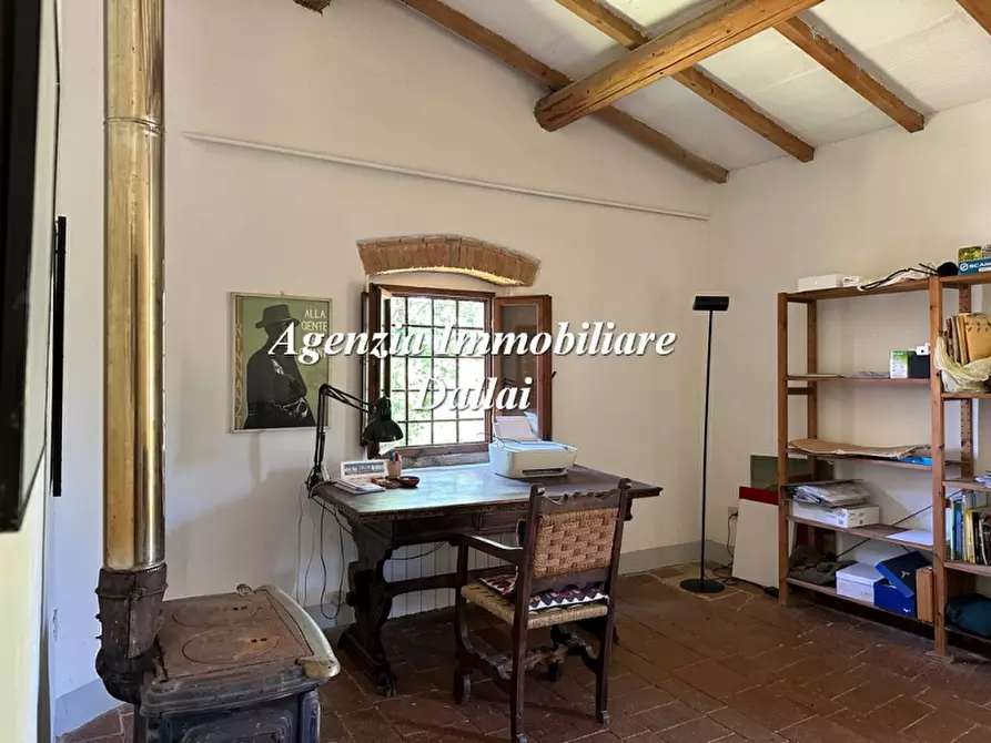 Immagine 25 di Casa colonica in vendita  a Scarperia E San Piero