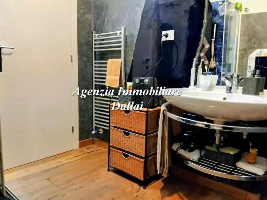 Immagine 24 di Terratetto in vendita  in Via a Borgo San Lorenzo