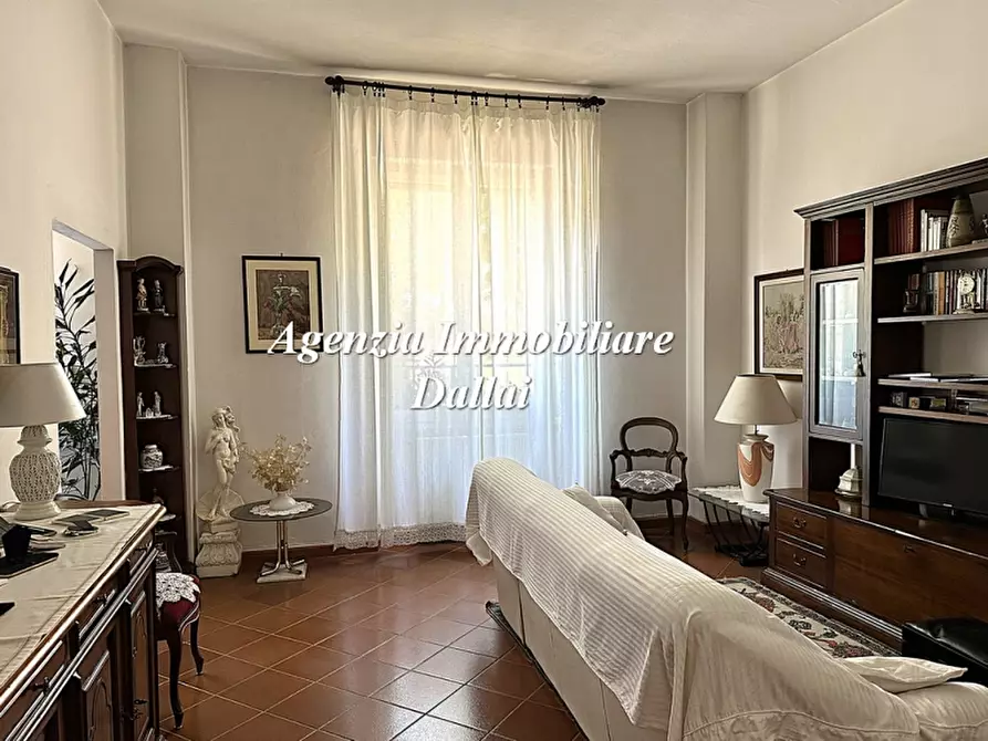 Immagine 9 di Appartamento in vendita  a Borgo San Lorenzo