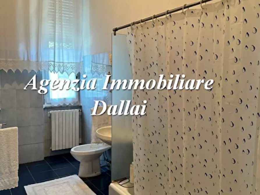 Immagine 32 di Appartamento in vendita  a Borgo San Lorenzo