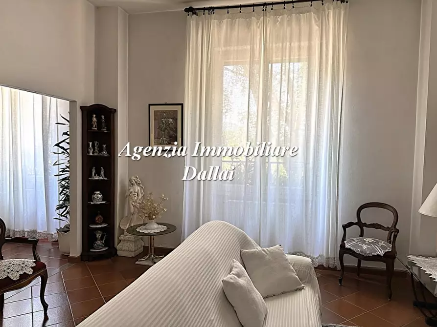 Immagine 8 di Appartamento in vendita  a Borgo San Lorenzo