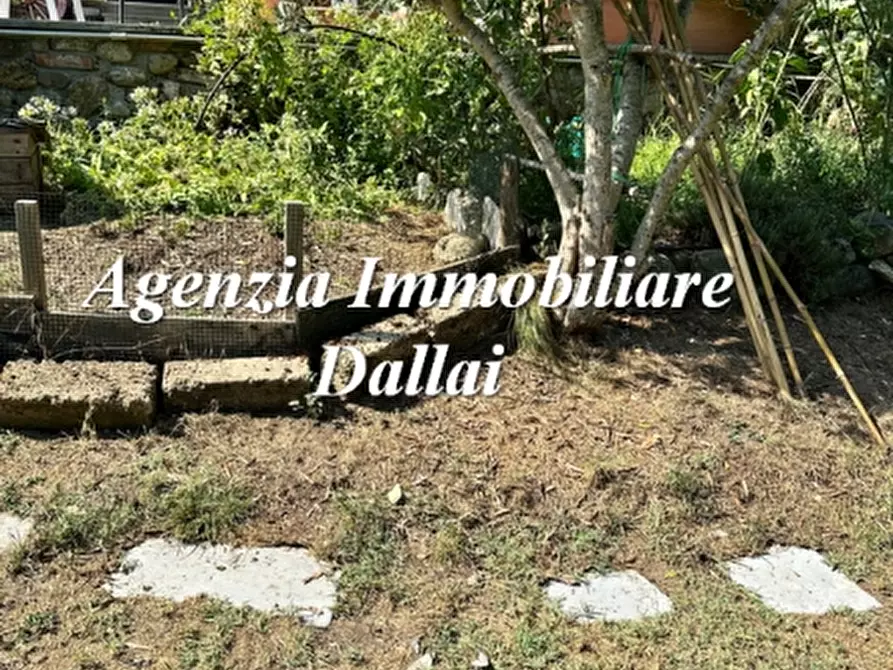 Immagine 4 di Casa colonica in vendita  a Scarperia E San Piero