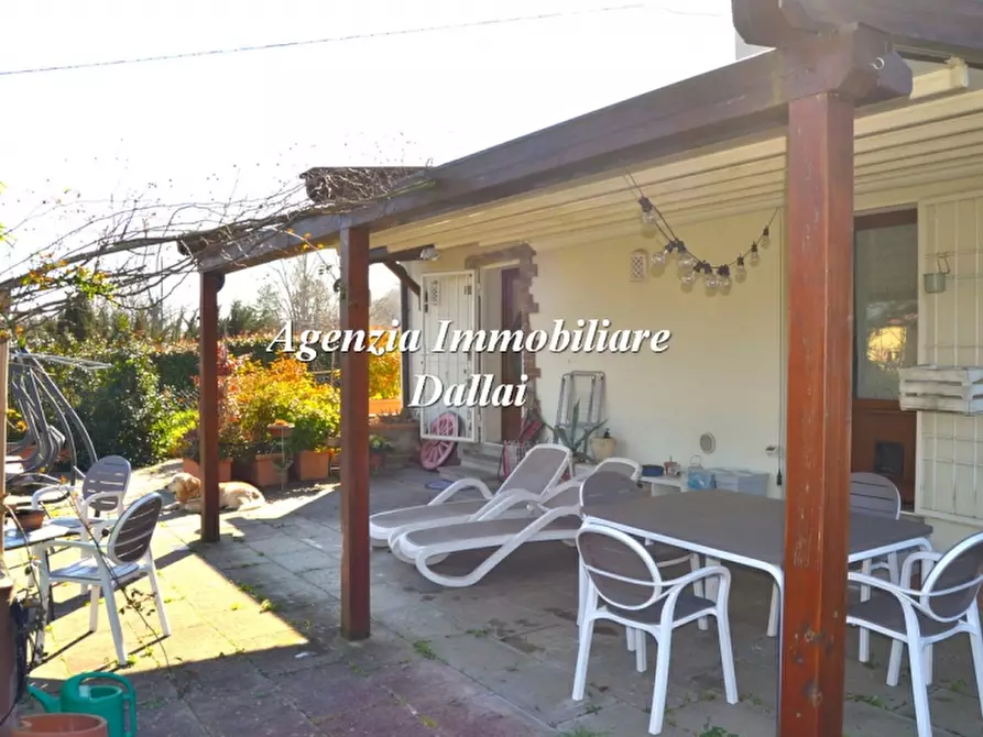 Immagine 20 di Casa colonica in vendita  a Scarperia E San Piero