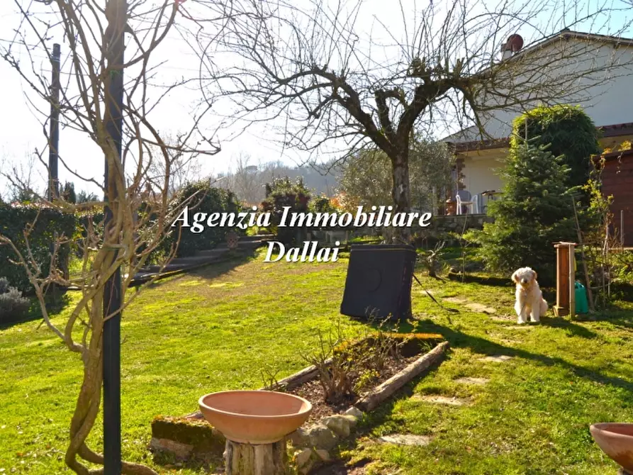 Immagine 22 di Casa colonica in vendita  a Scarperia E San Piero