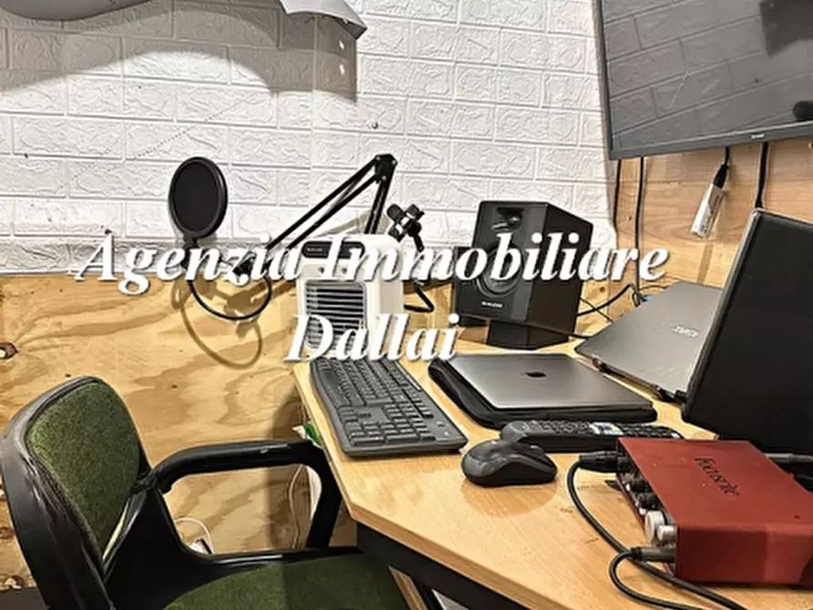 Immagine 10 di Appartamento in vendita  a Barberino Di Mugello