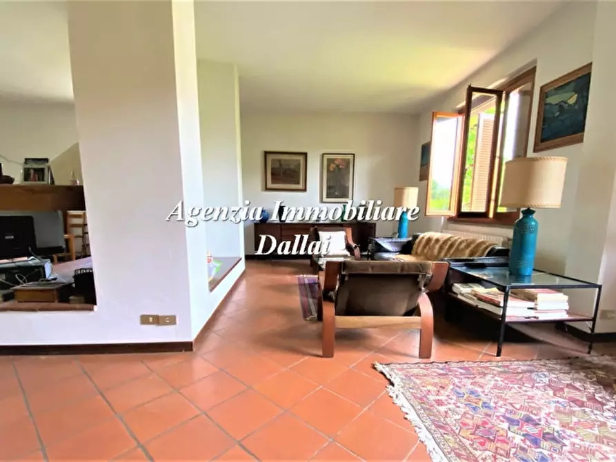 Immagine 13 di Villa in vendita  a Scarperia E San Piero