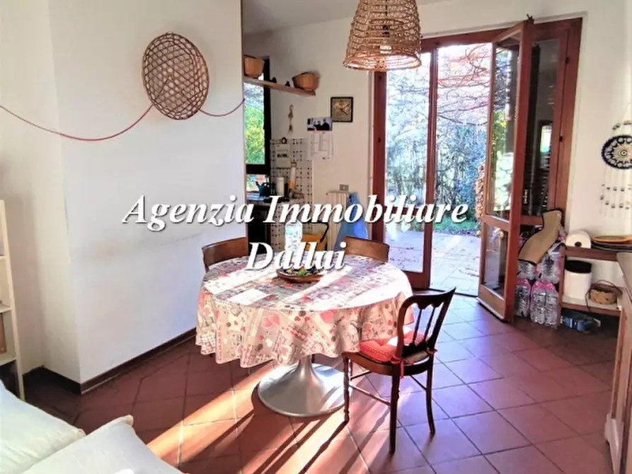 Immagine 18 di Villa in vendita  a Scarperia E San Piero