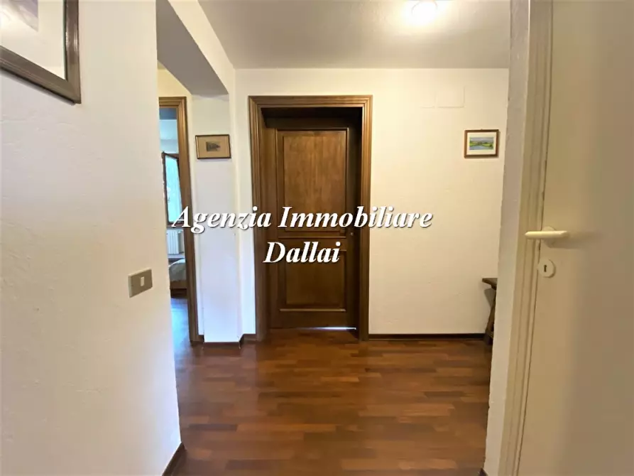 Immagine 28 di Villa in vendita  a Scarperia E San Piero