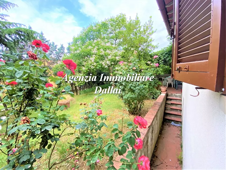 Immagine 26 di Villa in vendita  a Scarperia E San Piero