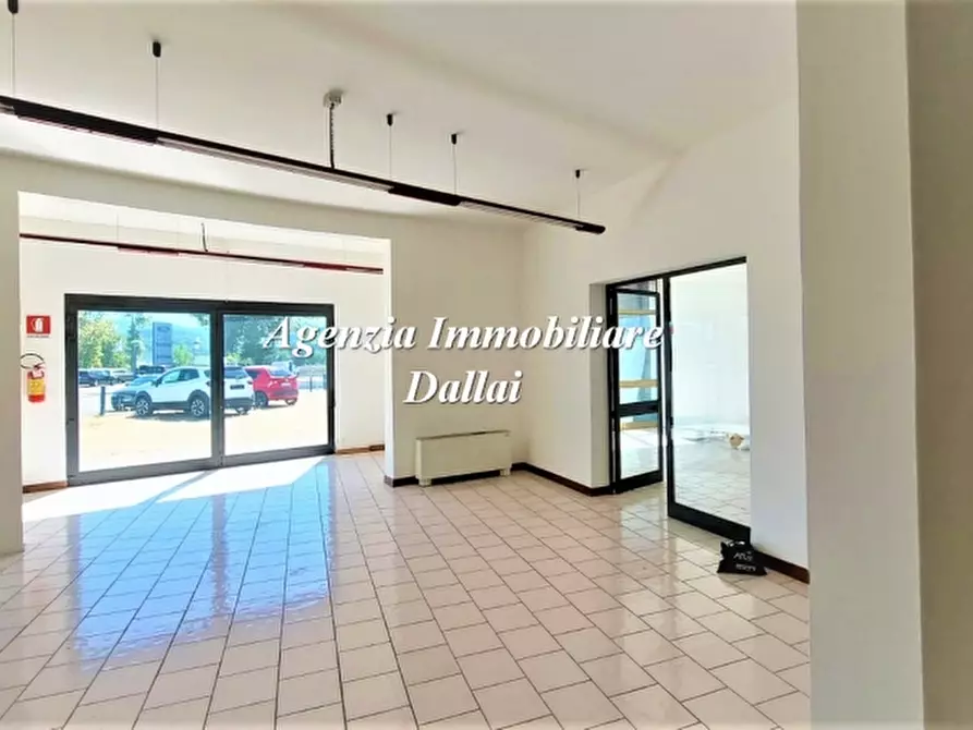 Immagine 2 di Locale commerciale in affitto  a Borgo San Lorenzo