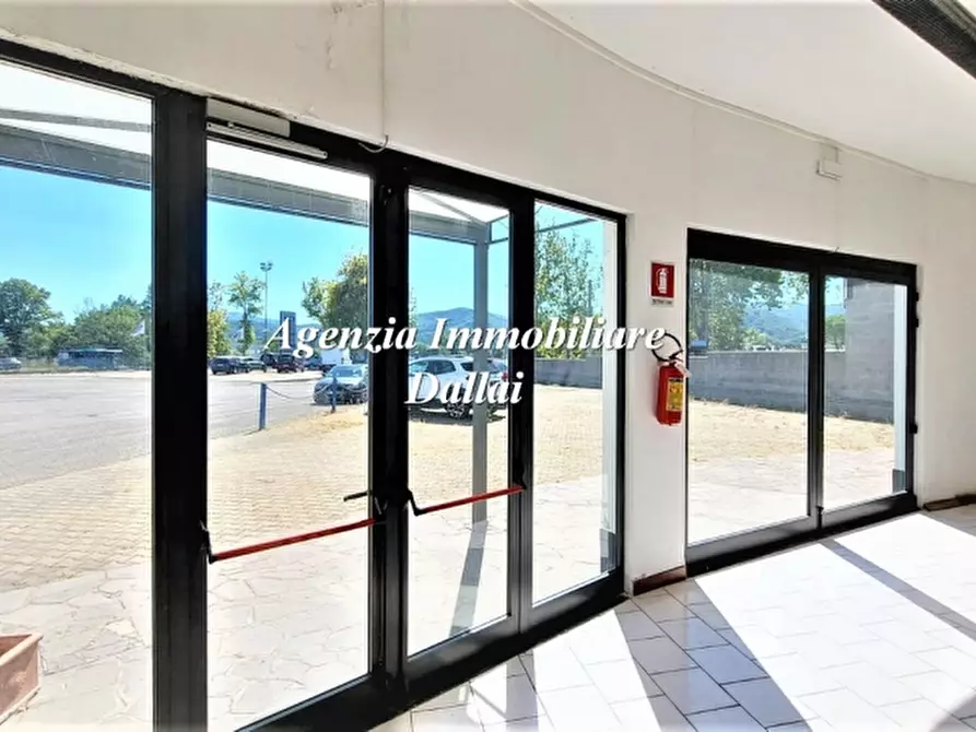 Immagine 3 di Locale commerciale in affitto  a Borgo San Lorenzo