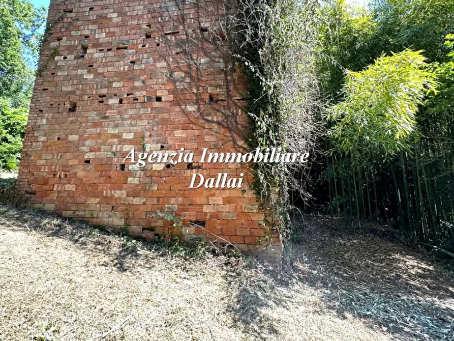 Immagine 13 di Rustico / casale in vendita  a Borgo San Lorenzo