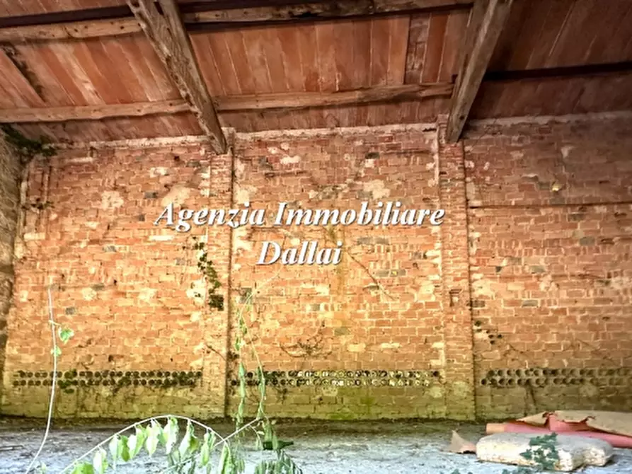 Immagine 8 di Rustico / casale in vendita  a Borgo San Lorenzo
