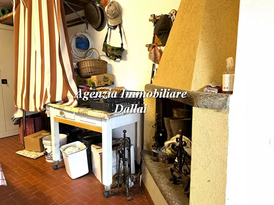 Immagine 25 di Villa in vendita  a Scarperia E San Piero
