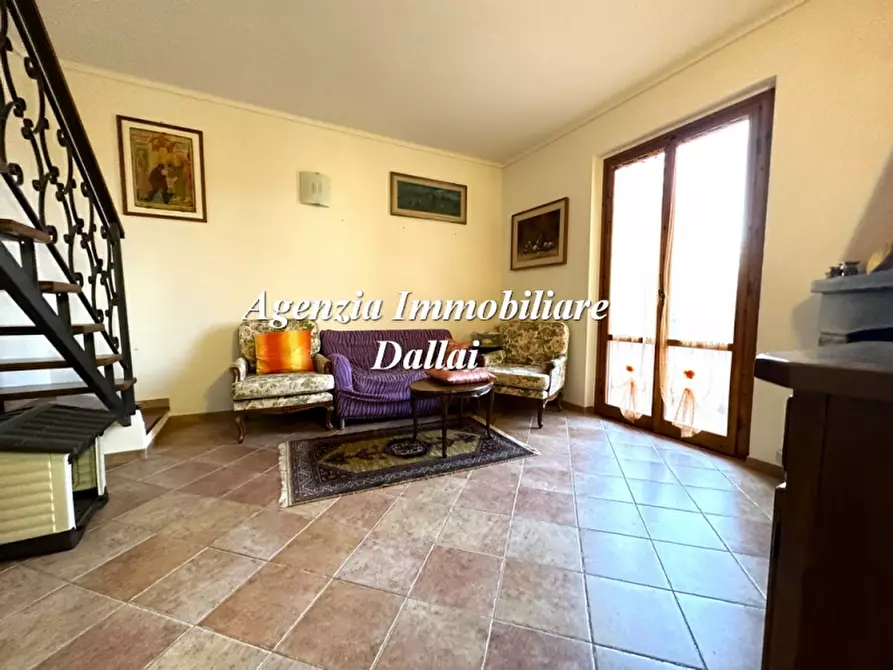 Immagine 7 di Villa in vendita  a Scarperia E San Piero