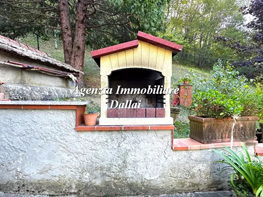 Immagine 6 di Villa in vendita  a Scarperia E San Piero