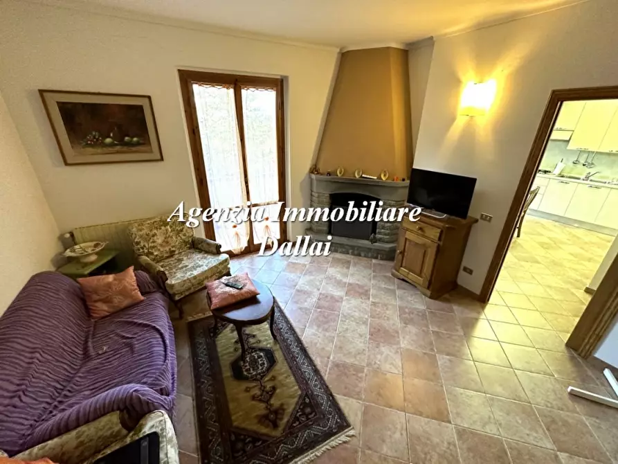 Immagine 8 di Villa in vendita  a Scarperia E San Piero