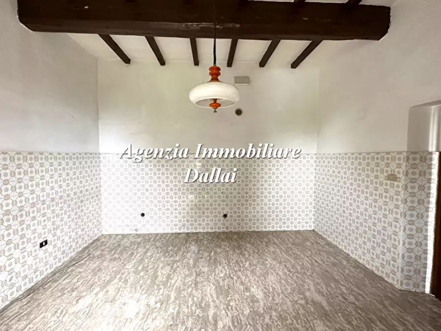 Immagine 8 di Casa semindipendente in vendita  a Scarperia E San Piero