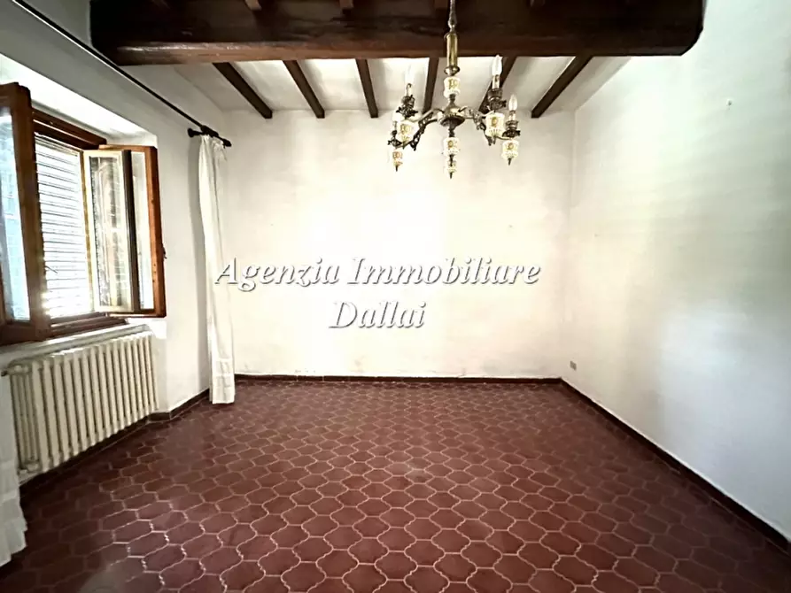 Immagine 16 di Casa semindipendente in vendita  a Scarperia E San Piero