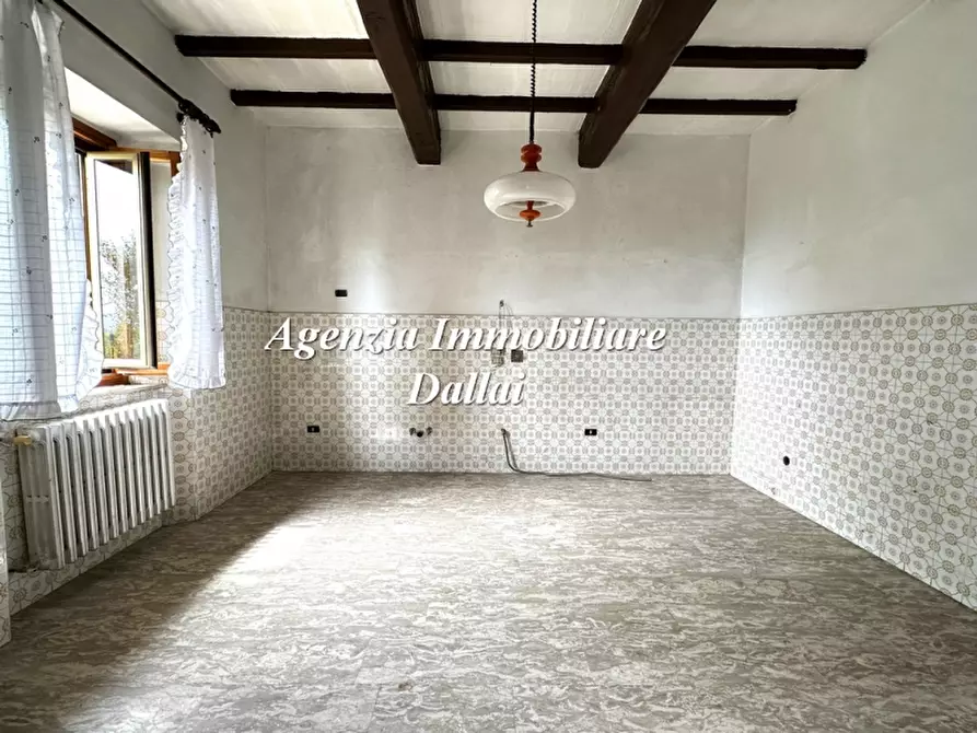 Immagine 6 di Casa semindipendente in vendita  a Scarperia E San Piero