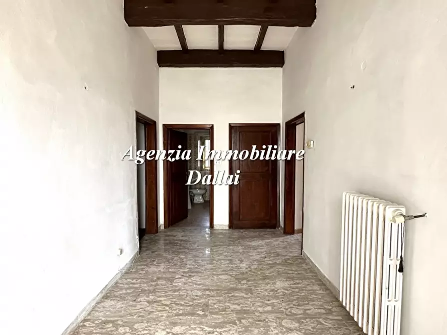 Immagine 10 di Casa semindipendente in vendita  a Scarperia E San Piero