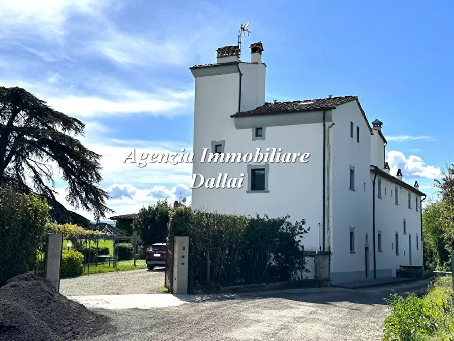 Immagine 40 di Villa in vendita  a Barberino Di Mugello