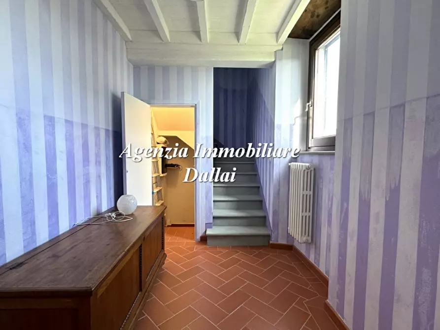 Immagine 3 di Villa in vendita  a Barberino Di Mugello
