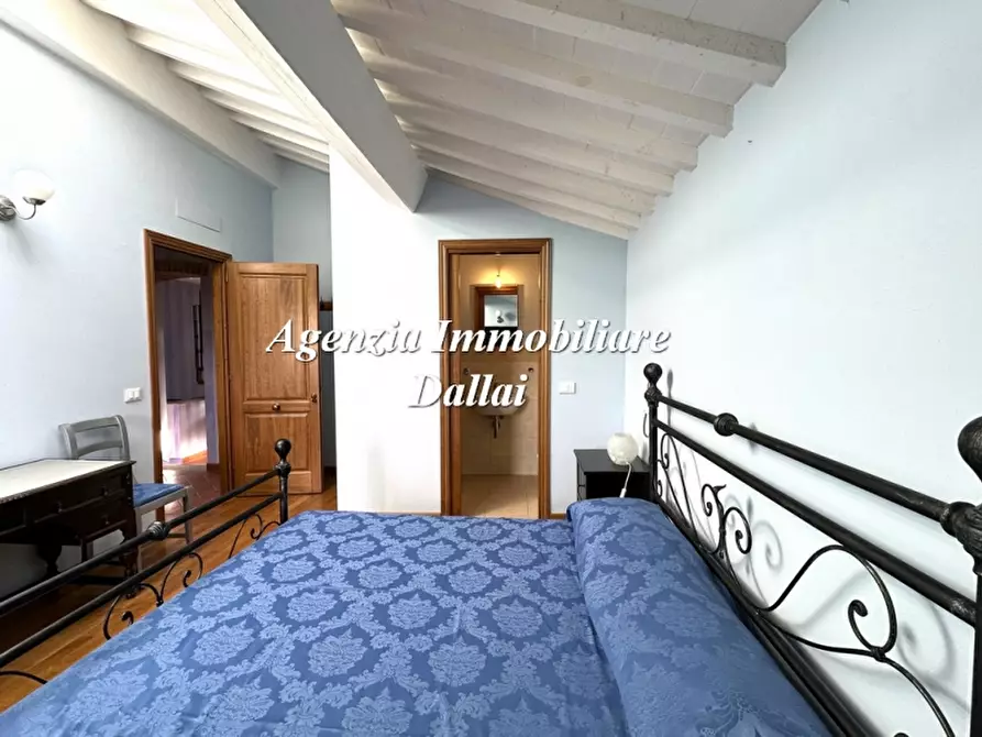 Immagine 14 di Villa in vendita  a Barberino Di Mugello