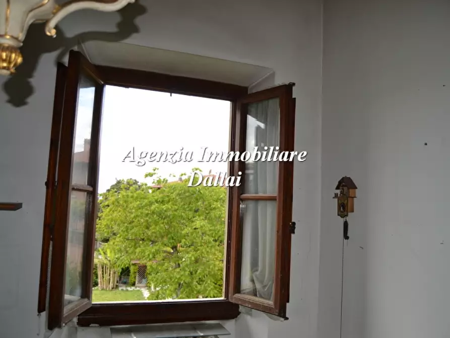 Immagine 28 di Villa in vendita  a Vicchio