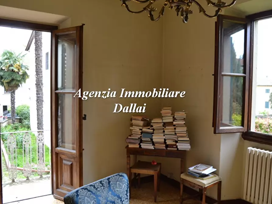 Immagine 6 di Villa in vendita  a Vicchio