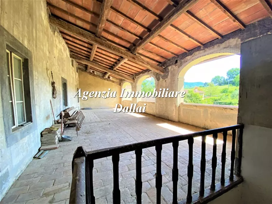 Immagine 20 di Villa in vendita  a Scarperia E San Piero