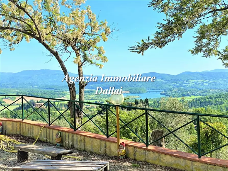 Immagine 8 di Casa colonica in vendita  a Barberino Di Mugello