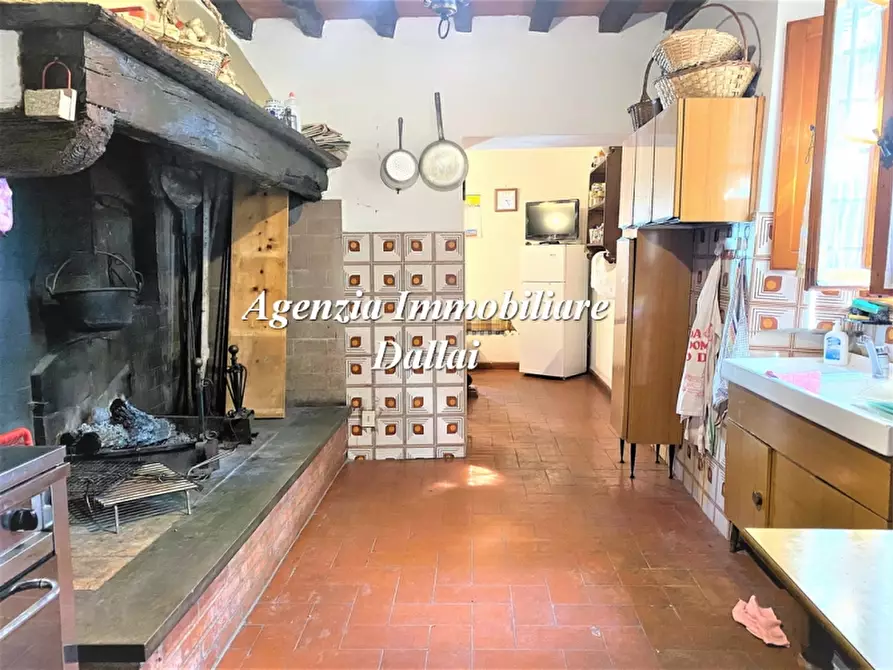Immagine 13 di Casa colonica in vendita  a Barberino Di Mugello