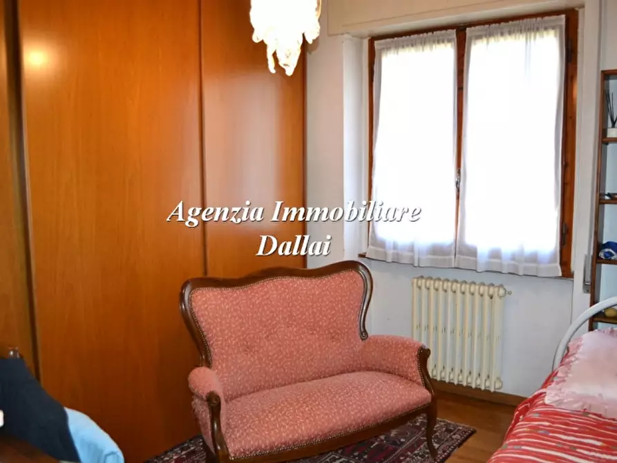 Immagine 8 di Appartamento in vendita  a Borgo San Lorenzo