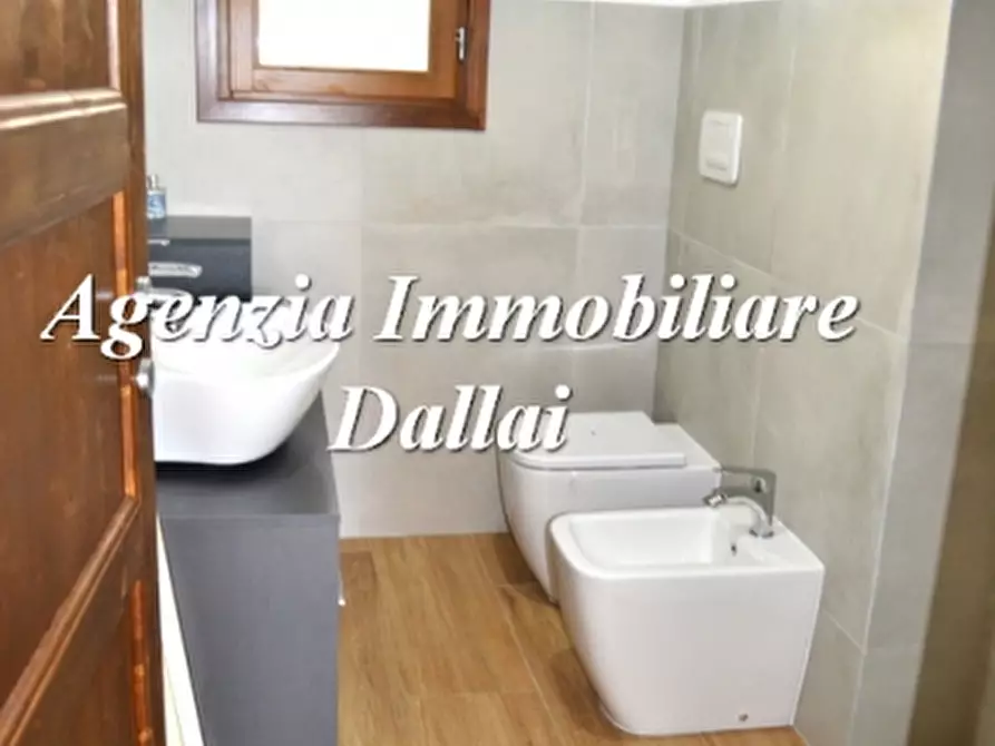 Immagine 24 di Terratetto in vendita  a Borgo San Lorenzo