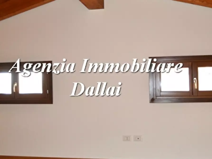 Immagine 33 di Terratetto in vendita  a Borgo San Lorenzo