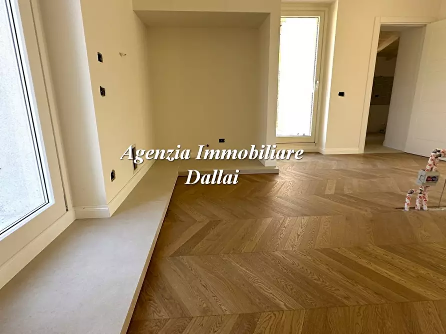 Immagine 17 di Casa colonica in vendita  a Scarperia E San Piero