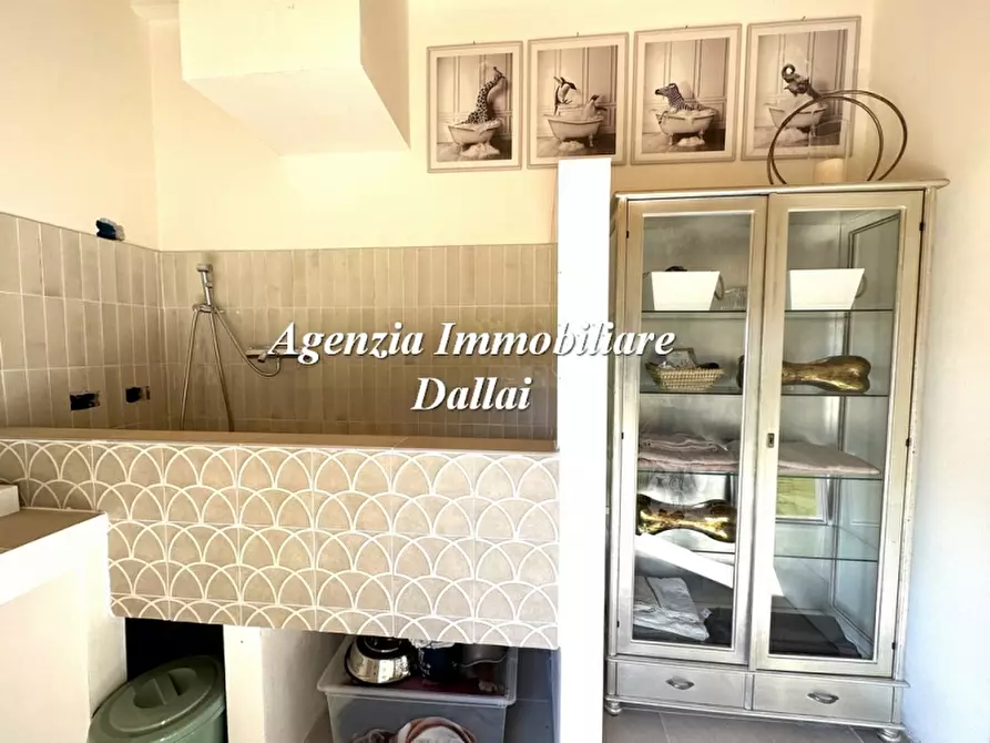 Immagine 20 di Casa colonica in vendita  a Scarperia E San Piero