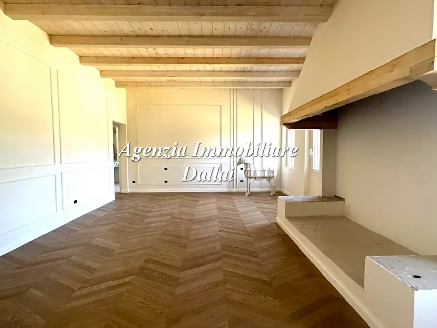 Immagine 23 di Casa colonica in vendita  a Scarperia E San Piero