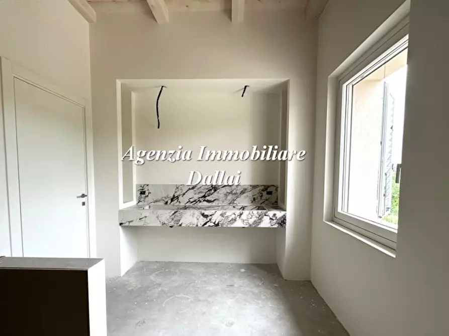 Immagine 34 di Casa colonica in vendita  a Scarperia E San Piero