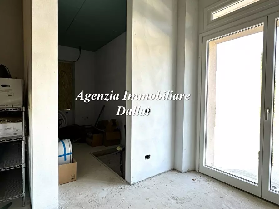 Immagine 38 di Casa colonica in vendita  a Scarperia E San Piero